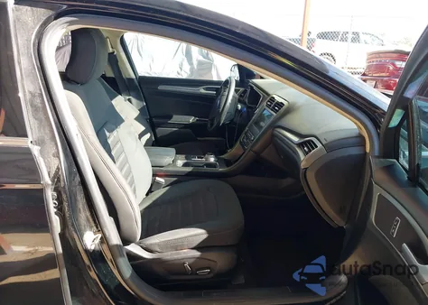 2017 Ford Fusion Se z USA, uszkodzony, nr VIN 3FA6P0HDXHR246701